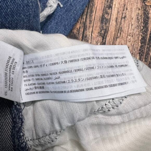 Abercrombie & Fitch Women's High Rise Distressed Mom Jeans Size 27/4 Blue - Picture 3 of 4